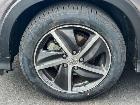 Used 2021 Honda HR-V EX image 11