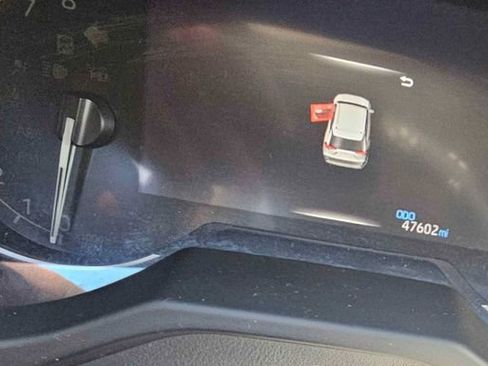 Used 2023 Toyota RAV4 XLE w/ Convenience Package image 8