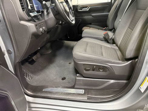 Used 2026 Chevrolet Silverado 1500 LT AWD/4WD image 59