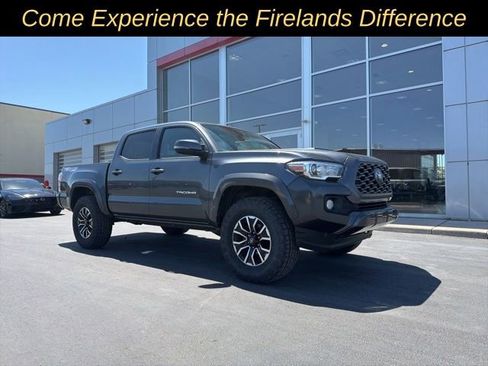 Used 2022 Toyota Tacoma TRD Sport AWD/4WD image 1
