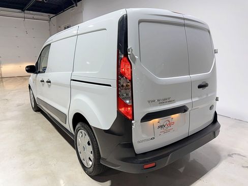 Used 2022 Ford Transit Connect XL image 5