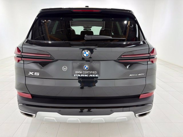 Certified 2024 BMW X5 xDrive40i w/ Parking Assistance Package AWD/4WD image 4