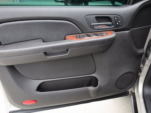 Used 2009 Chevrolet Silverado 1500 LTZ w/ Safety Package image 10