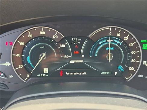 Used 2019 BMW 530e w/ M Sport Package RWD image 10