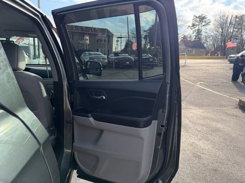 Used 2017 Honda Ridgeline RTL-T image 24