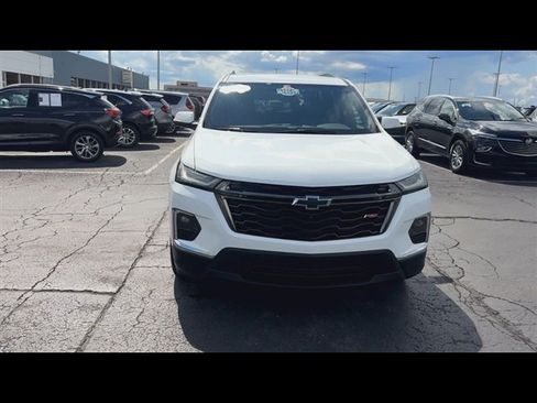 Certified 2023 Chevrolet Traverse RS w/ LPO, Floor Liner Package FWD image 3