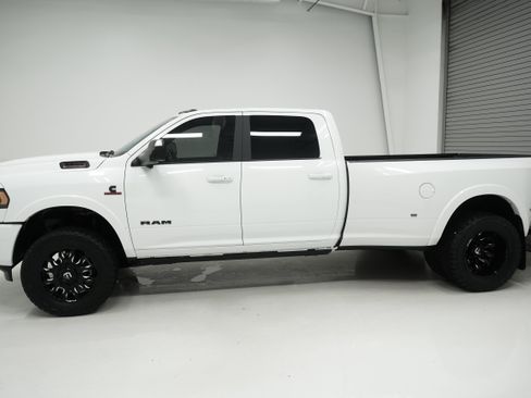 Used 2022 RAM 3500 Limited AWD/4WD image 6