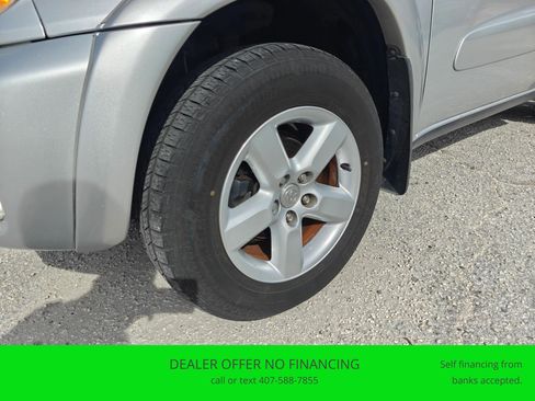 Used 2005 Toyota RAV4 4WD image 24