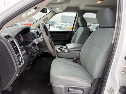 Used 2016 RAM 1500 ST w/ SXT Appearance Group image 12