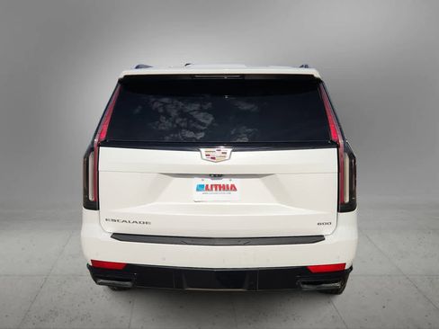 Used 2021 Cadillac Escalade ESV Sport Platinum image 7