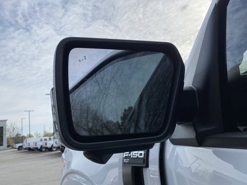 Used 2022 Ford F150 XLT w/ Equipment Group 302A High AWD/4WD image 41