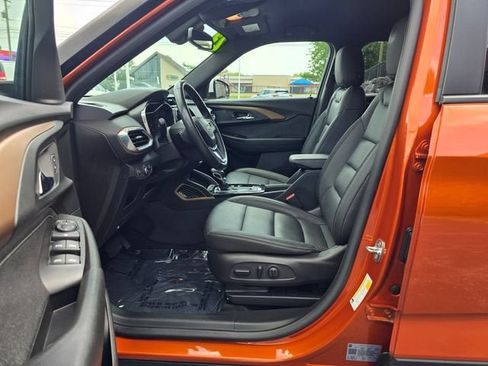 Used 2023 Chevrolet TrailBlazer ACTIV w/ Convenience Package AWD/4WD image 16