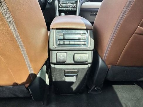 Used 2019 Subaru Ascent Touring w/ Popular Package #2A AWD/4WD image 11