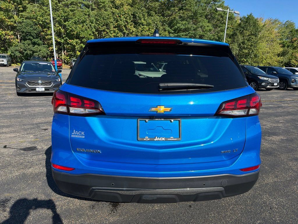 Used 2024 Chevrolet Equinox LT AWD/4WD image 6