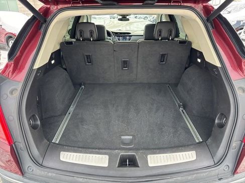 Used 2017 Cadillac XT5 Luxury w/ Driver Awareness Package image 21