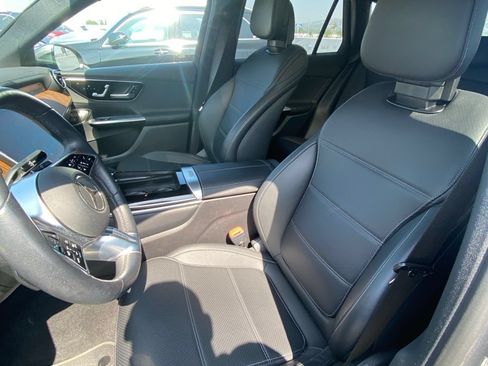 Certified 2023 Mercedes-Benz GLC 300 image 6