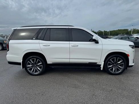 Used 2021 Cadillac Escalade Sport w/ LPO, Illumination Package AWD/4WD image 8