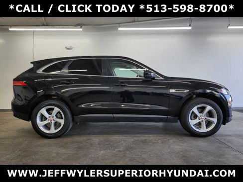 Used 2020 Jaguar F-PACE Premium image 2