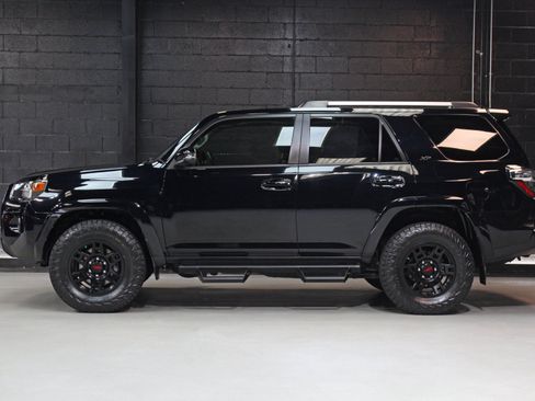 Used 2019 Toyota 4Runner SR5 Premium AWD/4WD image 3