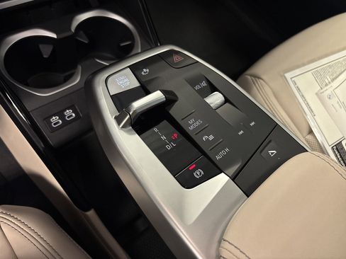 New 2025 BMW X1 xDrive28i w/ Premium Package image 33