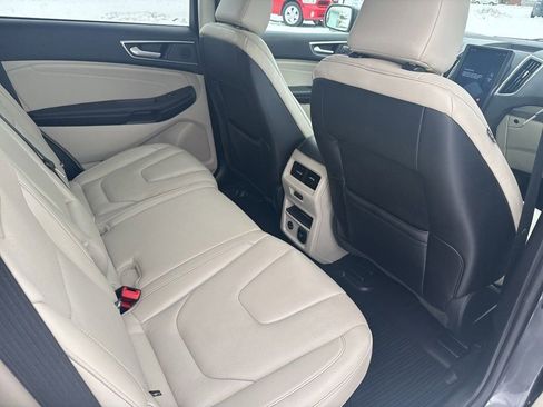 Used 2022 Ford Edge Titanium w/ Equipment Group 301A image 15
