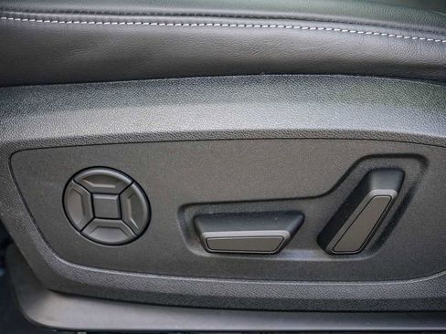 Certified 2025 Audi A6 e-tron Premium Plus w/ Premium Plus RWD image 20