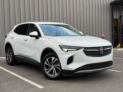 Used 2023 Buick Envision Essence image 3