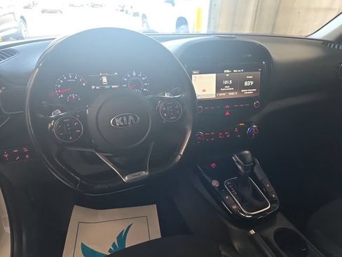 Used 2021 Kia Soul Turbo FWD image 6