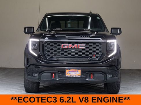 Used 2022 GMC Sierra 1500 AT4 w/ AT4 Premium Package AWD/4WD image 4
