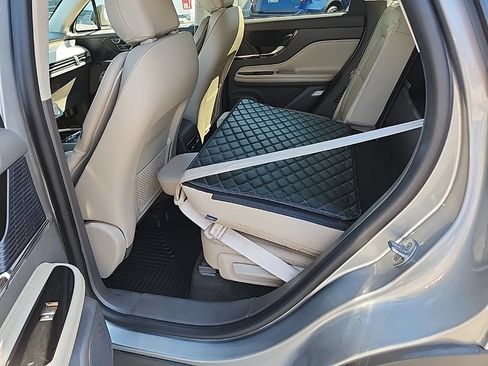 Used 2022 Lincoln Corsair FWD image 31