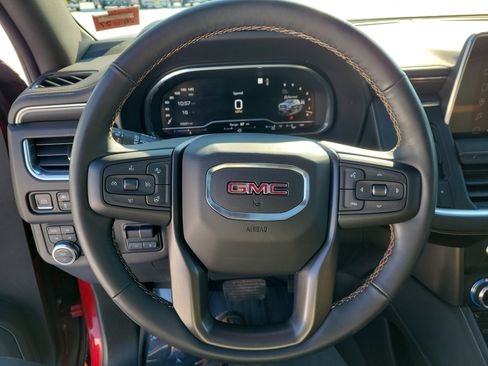 Used 2023 GMC Yukon AT4 w/ AT4 Premium Plus Package image 22