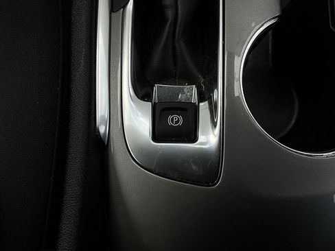 Used 2024 Chevrolet Malibu LT image 22