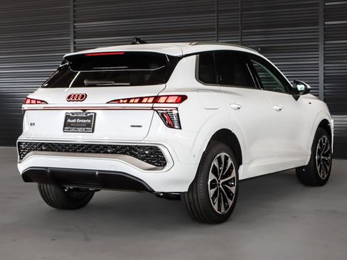 New 2026 Audi Q3 quattro 2.0T AWD/4WD image 17