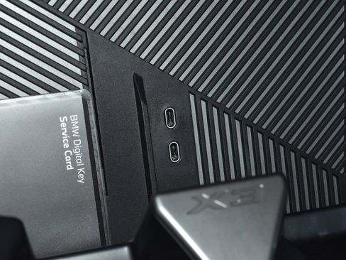 New 2026 BMW X3 xDrive30 w/ Premium Package image 11