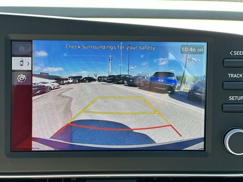 Used 2025 Hyundai Elantra Sport FWD image 44
