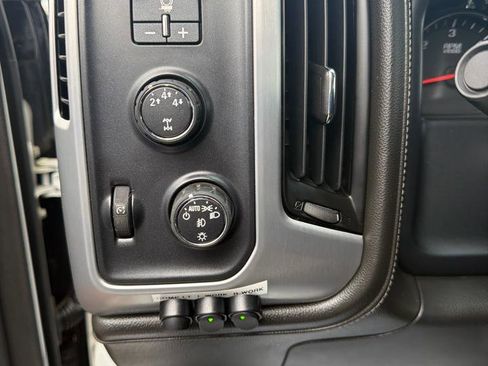 Used 2015 GMC Sierra 2500 SLE AWD/4WD image 11