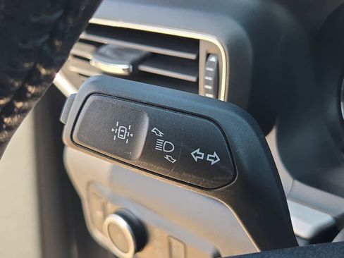 Used 2023 Ford Explorer XLT w/ Equipment Group 202A image 24