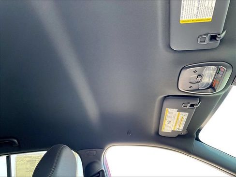 New 2026 Chevrolet Trax RS w/ Driver Confidence Package FWD image 26