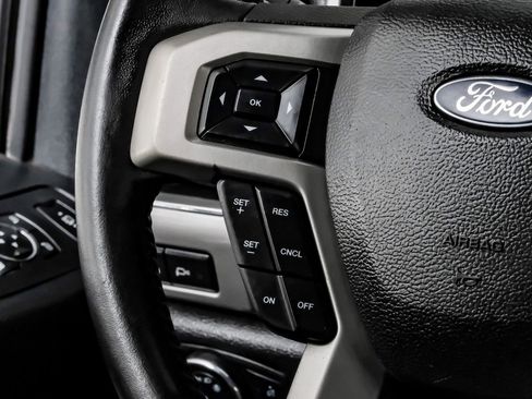 Used 2020 Ford F250 Lariat image 17