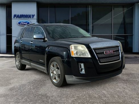 Used 2013 GMC Terrain SLT image 2