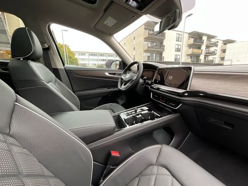 New 2026 Volkswagen Atlas SEL Premium R-Line image 22