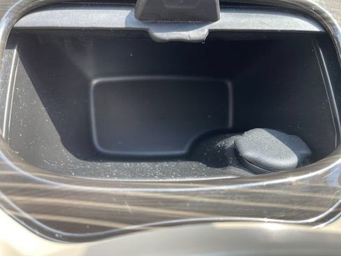 Used 2019 Buick Envision Premium AWD/4WD image 22
