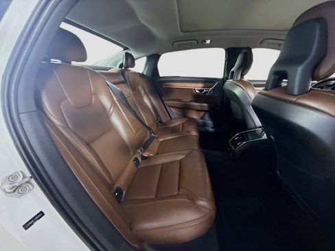 Used 2018 Volvo S90 T6 Inscription w/ Convenience Package image 27