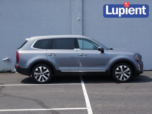 Used 2022 Kia Telluride SX image 2