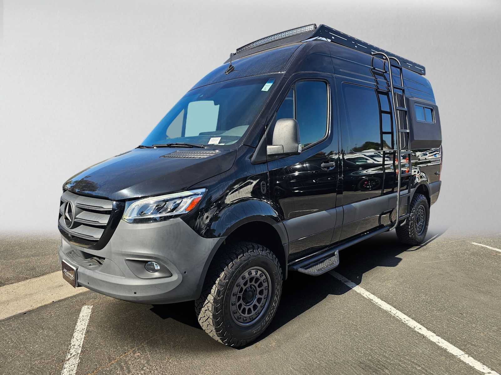 Used 2024 Mercedes-Benz Sprinter 2500 image 7