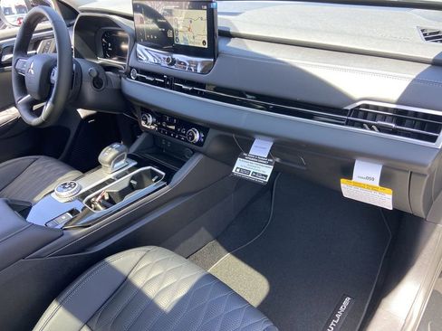 New 2026 Mitsubishi Outlander SEL FWD image 26