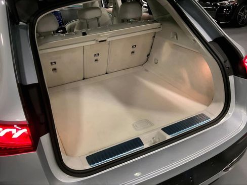 Certified 2023 Mercedes-Benz EQE 500 4MATIC SUV image 31