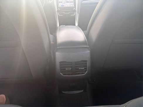 Used 2019 Ford Fusion SE image 23