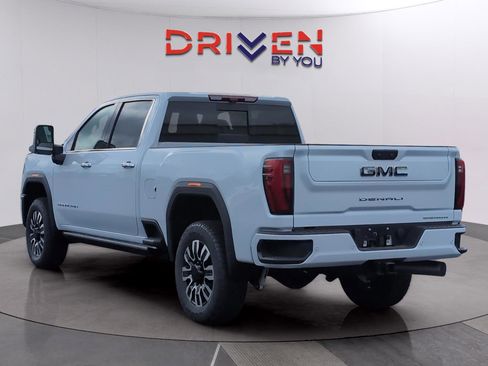 New 2026 GMC Sierra 2500 Denali Ultimate image 3