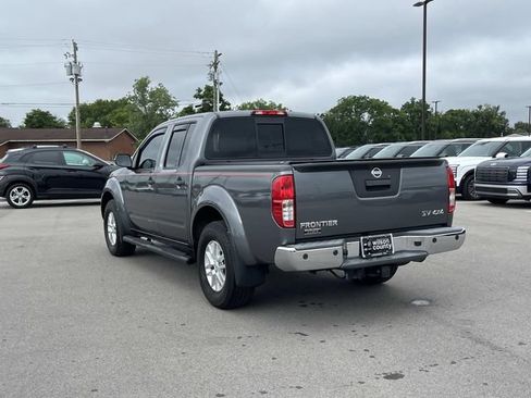 Used 2016 Nissan Frontier SV w/ SV Value Truck Package AWD/4WD image 7